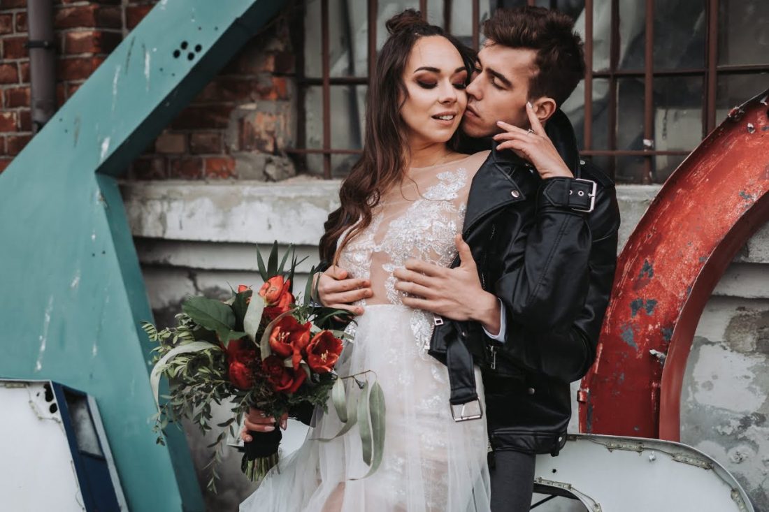 sesja ślubna muzeum neonów warszawa praga