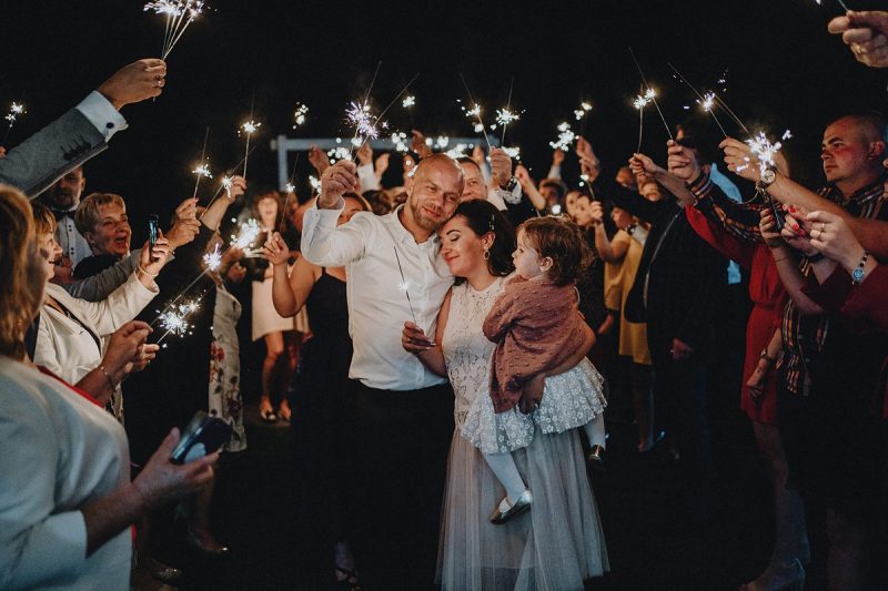 zimne ognie na wesele zdjęcia