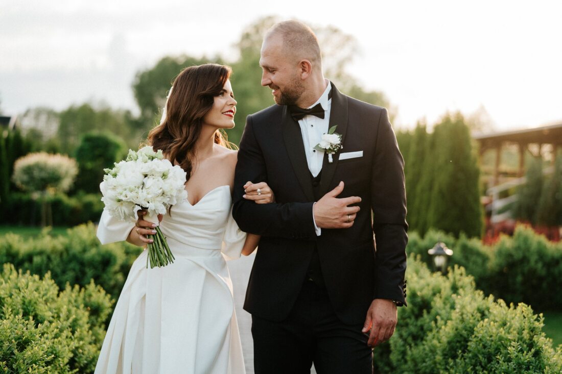 plener ślubny dworek u joanny goszczyn